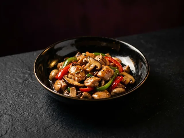 Chicken with Mushroom & Pepper